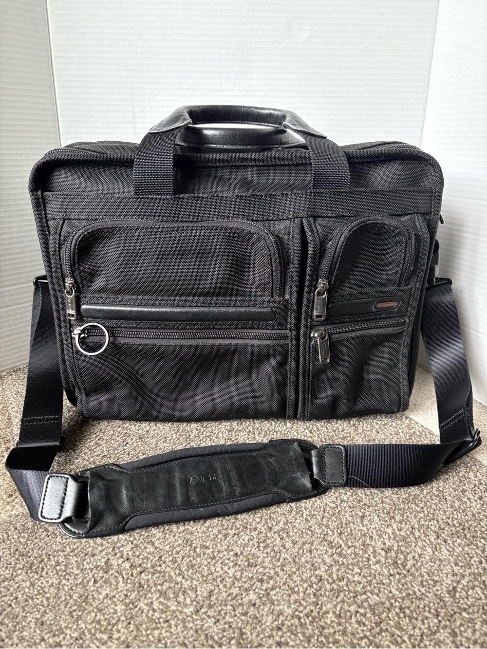 Tumi Alpha 3 Expand Briefcase Organizer Laptop Ballistic Bag Black Nylon 26141